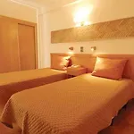 Apartment Olhos D'agua 3*