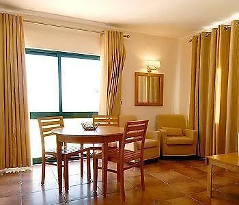 Apartment Olhos D'agua 3*